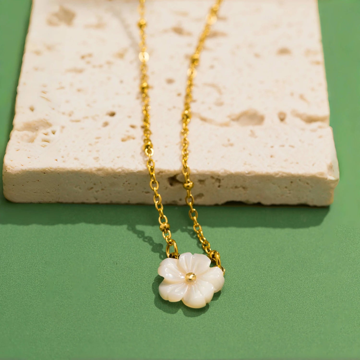 Serene Blossom | Neckless - Suprisma