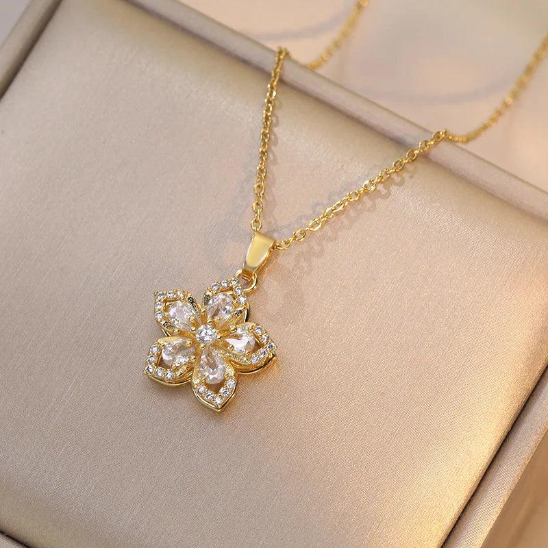 Flower Dance | Necklaces - Suprisma